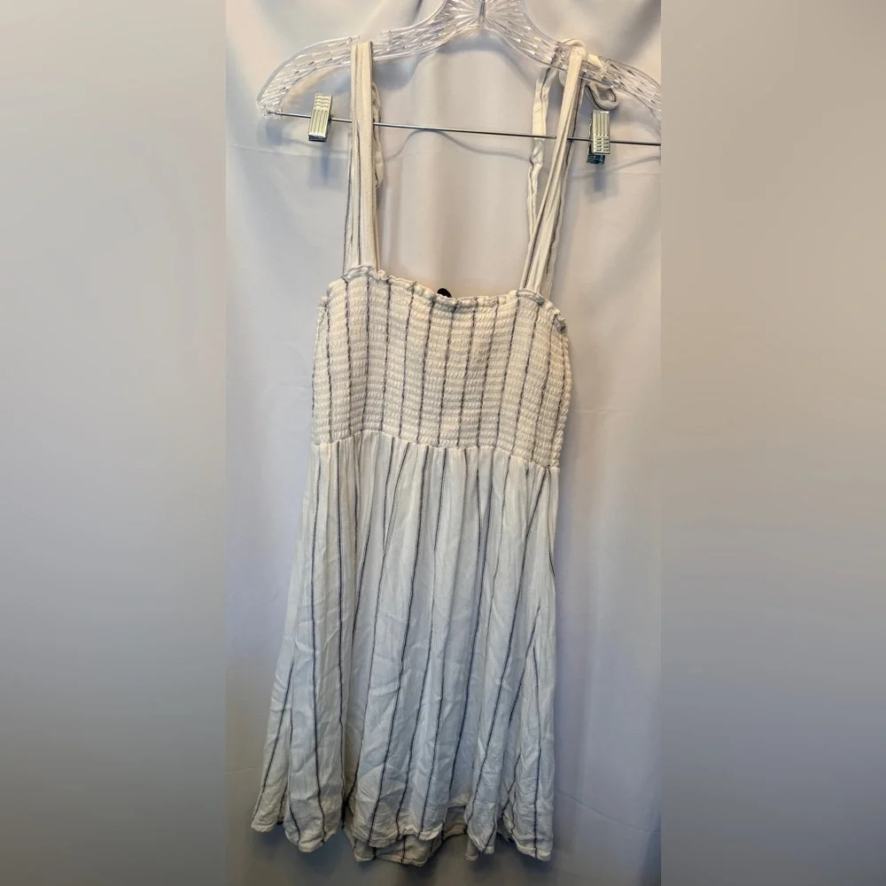 Show Me Your Mumu Women’s Size Large Ivory Blue‎ Striped Shoulder Tie Sundress
